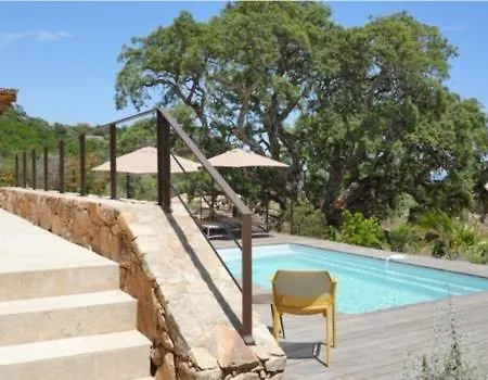 La Bergerie De La Crique Bleue *