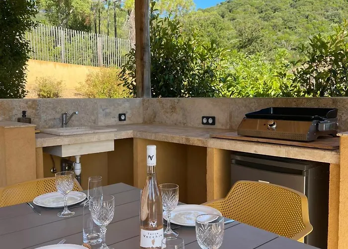 La Bergerie De La Crique Bleue *