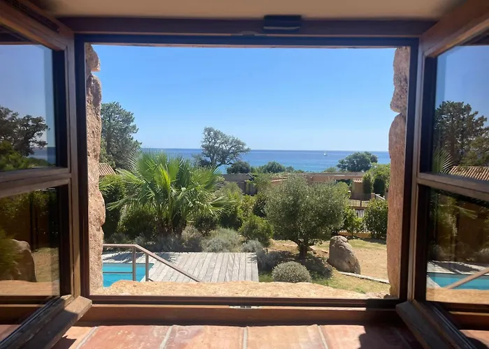 Vila La Bergerie De La Crique Bleue